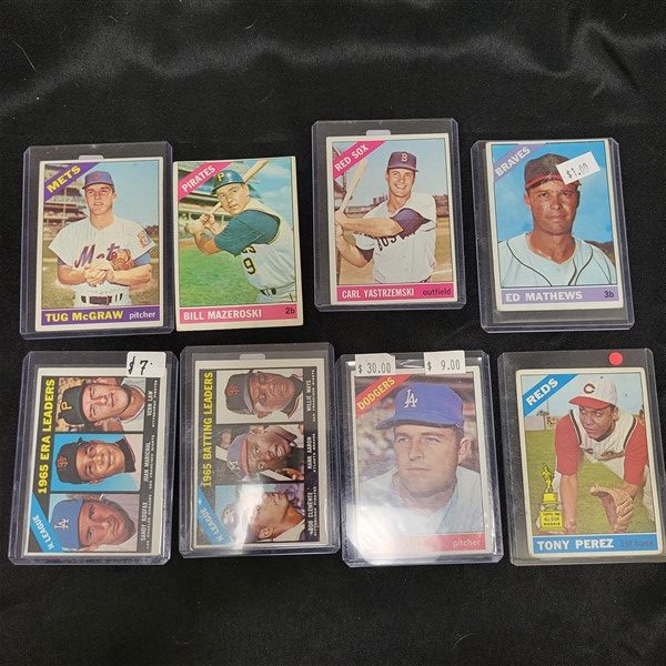 May 2023 Sports & Non-Sports Card Sale - Hess Auction Group